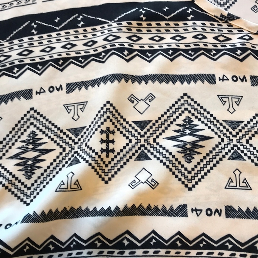 Boho Tunic ✌🏽 - Picture 2 of 4